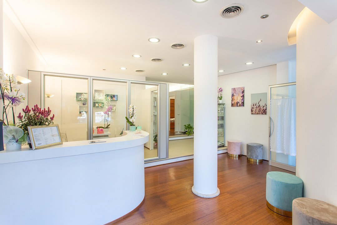 Almarou Beauty Care, Aurelio, Roma