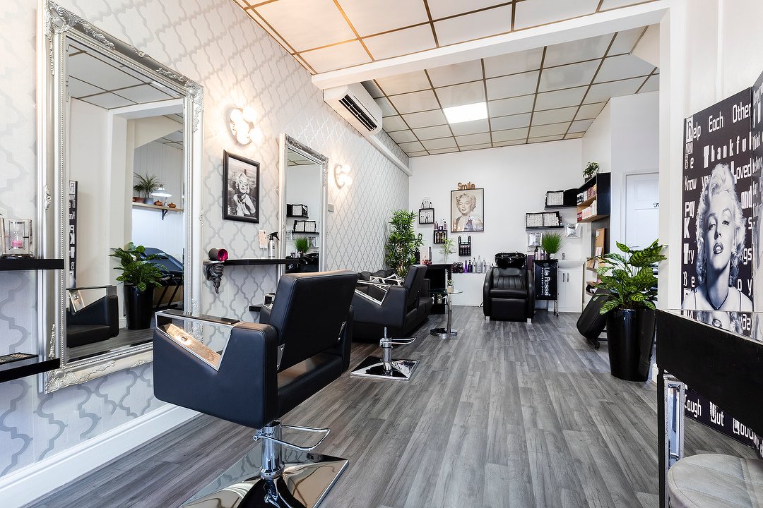 Fabyana Hair & Beauty Unisex Salon, Leyton, London