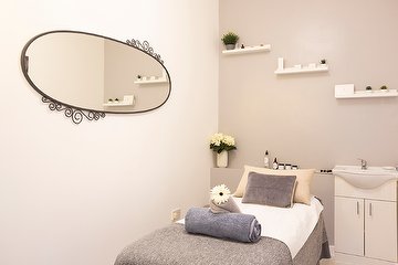 La'Or Holistic Therapy, Enfield, London