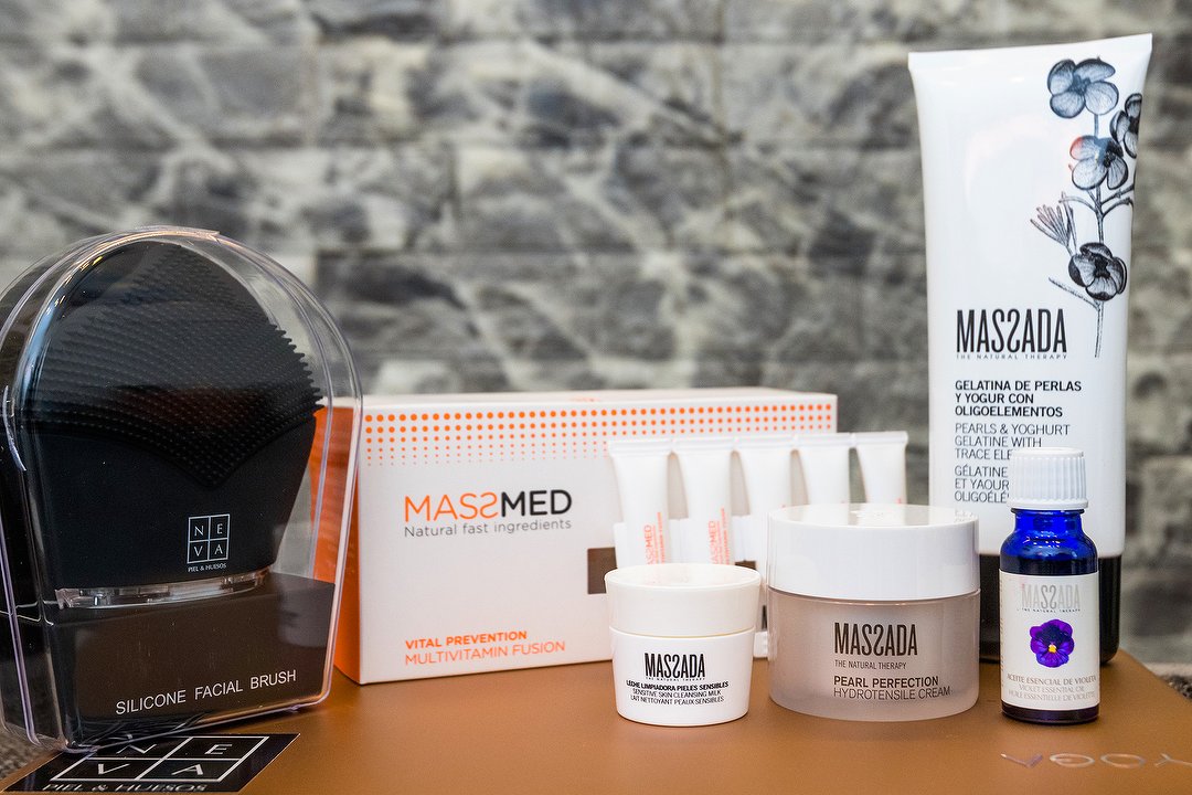 Neva Piel & Huesos Clinic Alcobendas, Alcobendas, Comunidad de Madrid