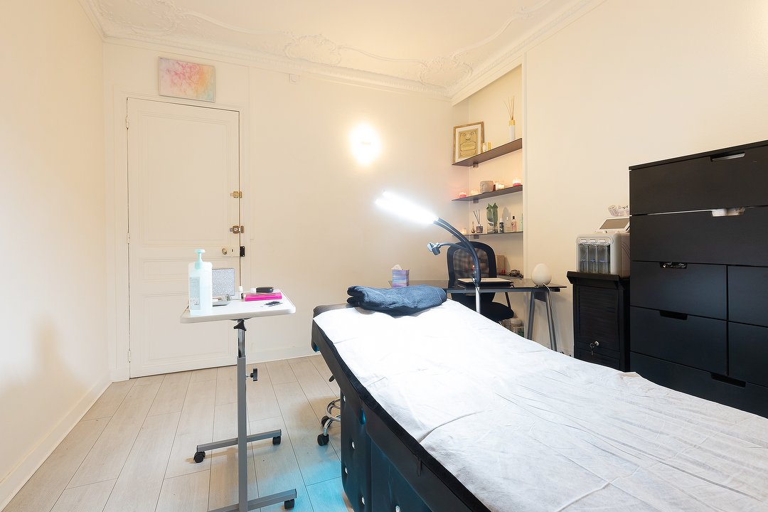 Pin-Up Lash Studio, Villette, Paris