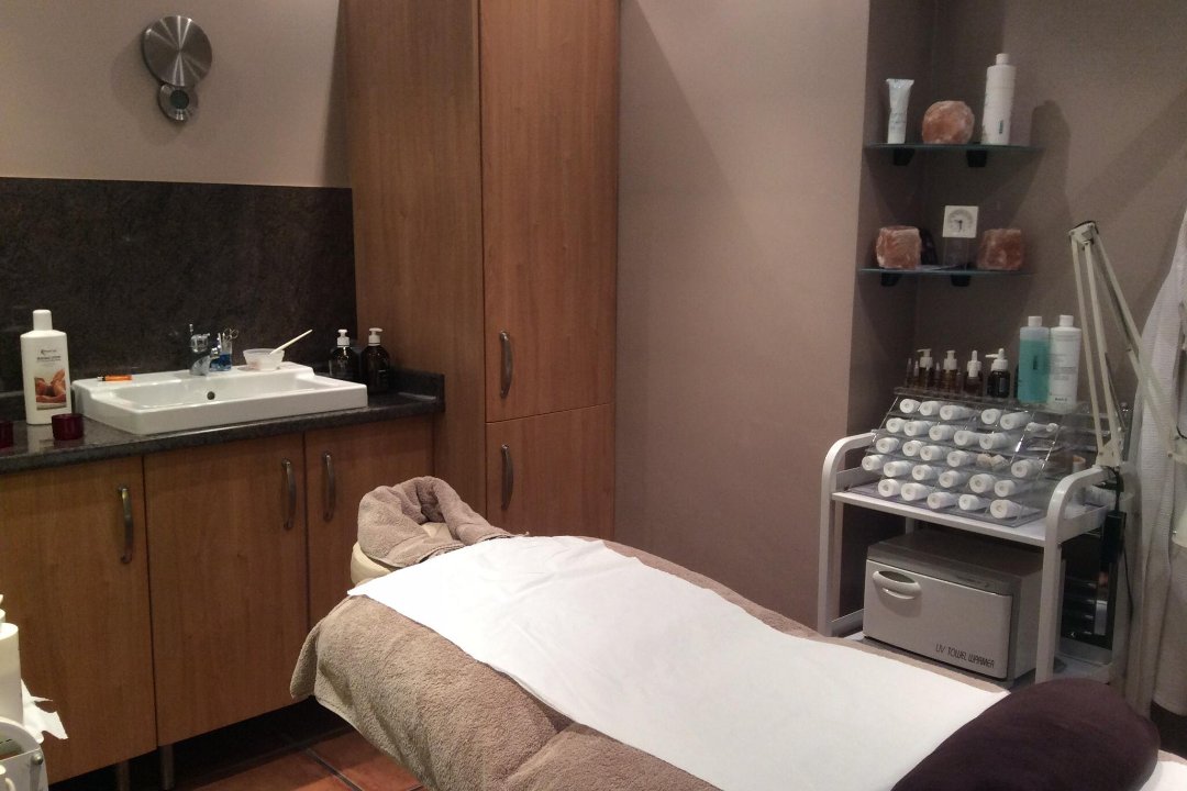Spa on the green at Spa On The Green Beauty Salon, Winchmore Hill, London