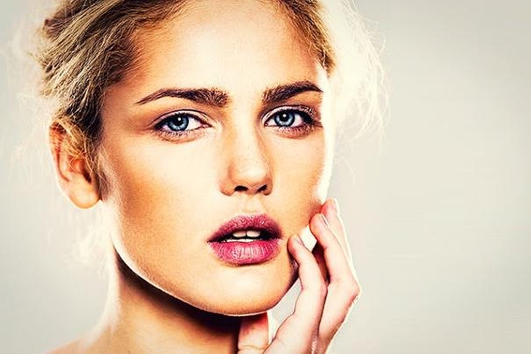 Harley Street Treatments, Queensway, London