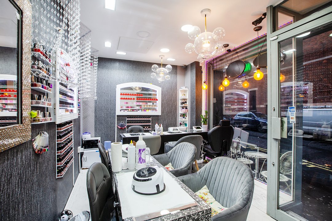 Soho deals nail salon