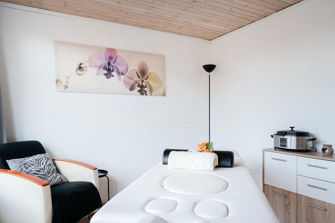 Massagesalon Jouw Moment, Tilburg-Het Zand, Tilburg