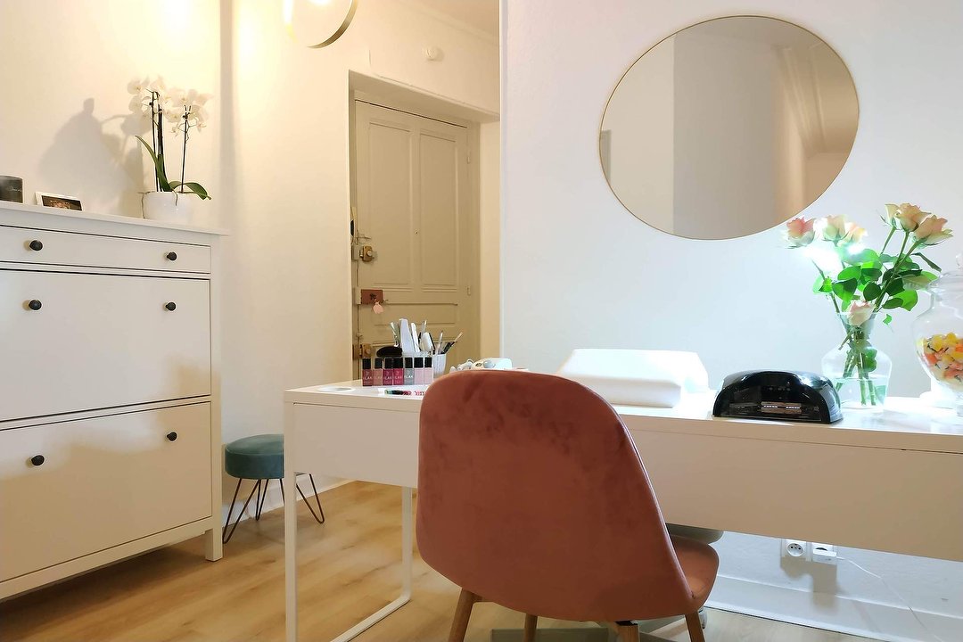 Niya Nails, Enghien-les-Bains, Val-d'Oise