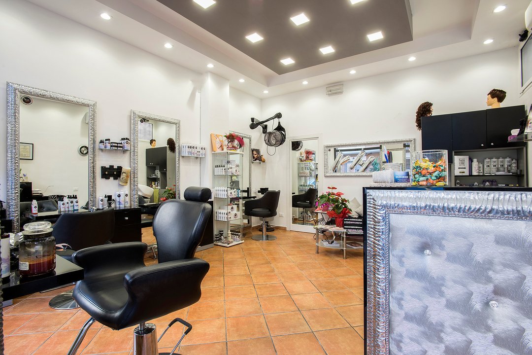 Hair By KH, Ostia, Roma