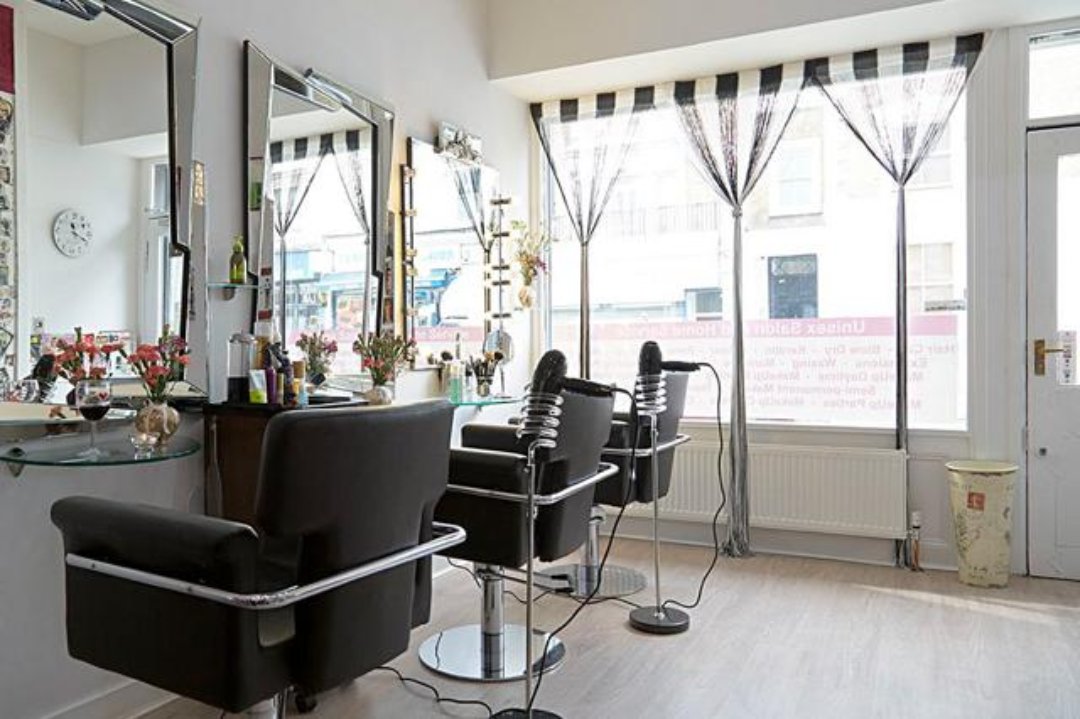 Oliver J.  Salon & Mobile Service, Camden, London