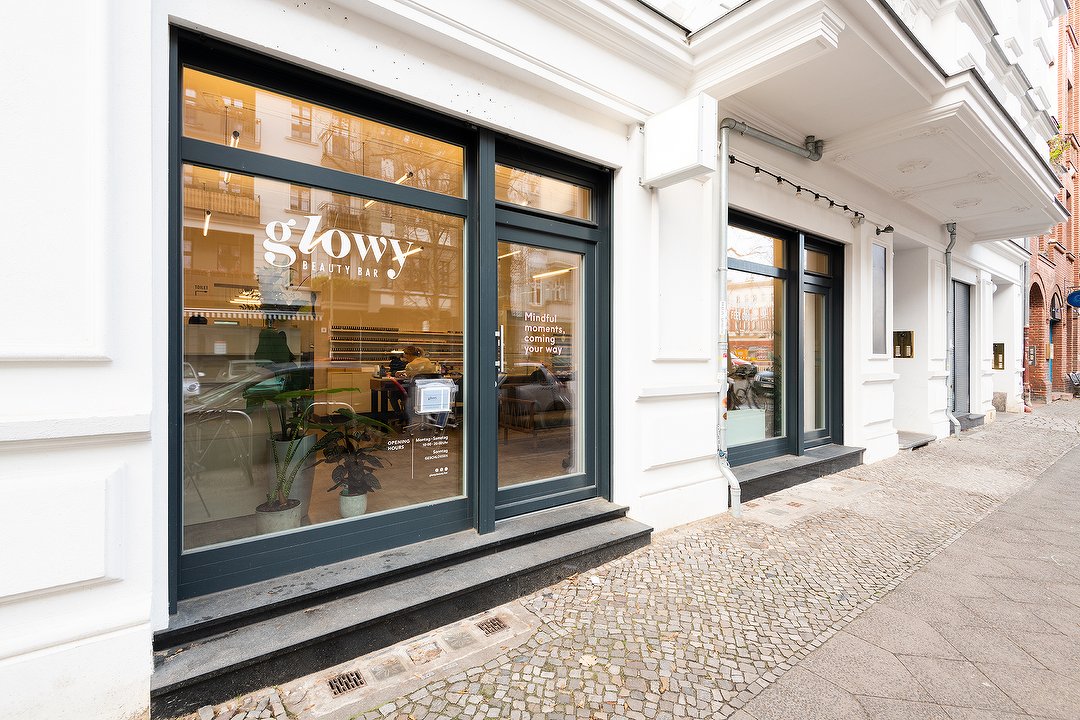 Glowy Beauty Bar Prenzlauer Berg Nagelstudio In Prenzlauer Berg Berlin Treatwell