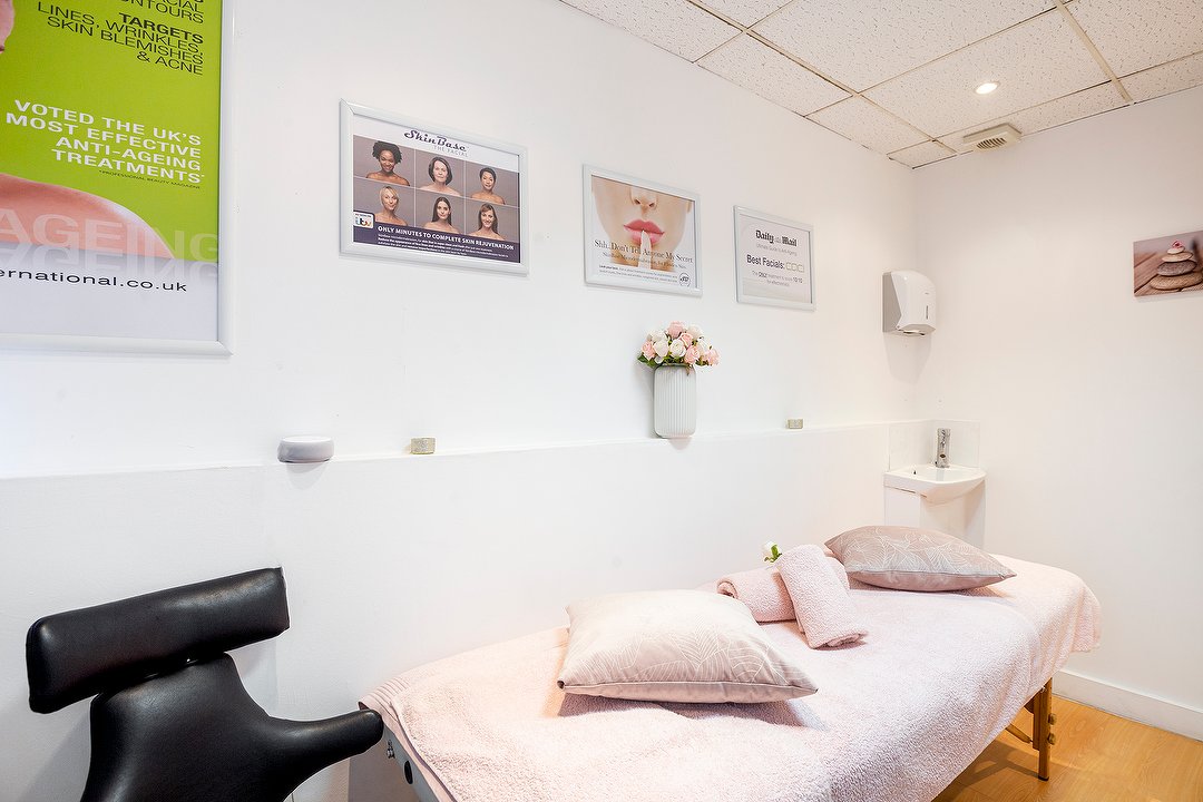 Zoe K Lee Skincare & Beauty, West Ealing, London