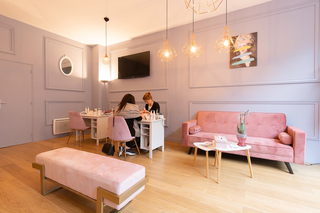 La Marquise, Plaine-Monceau, Paris