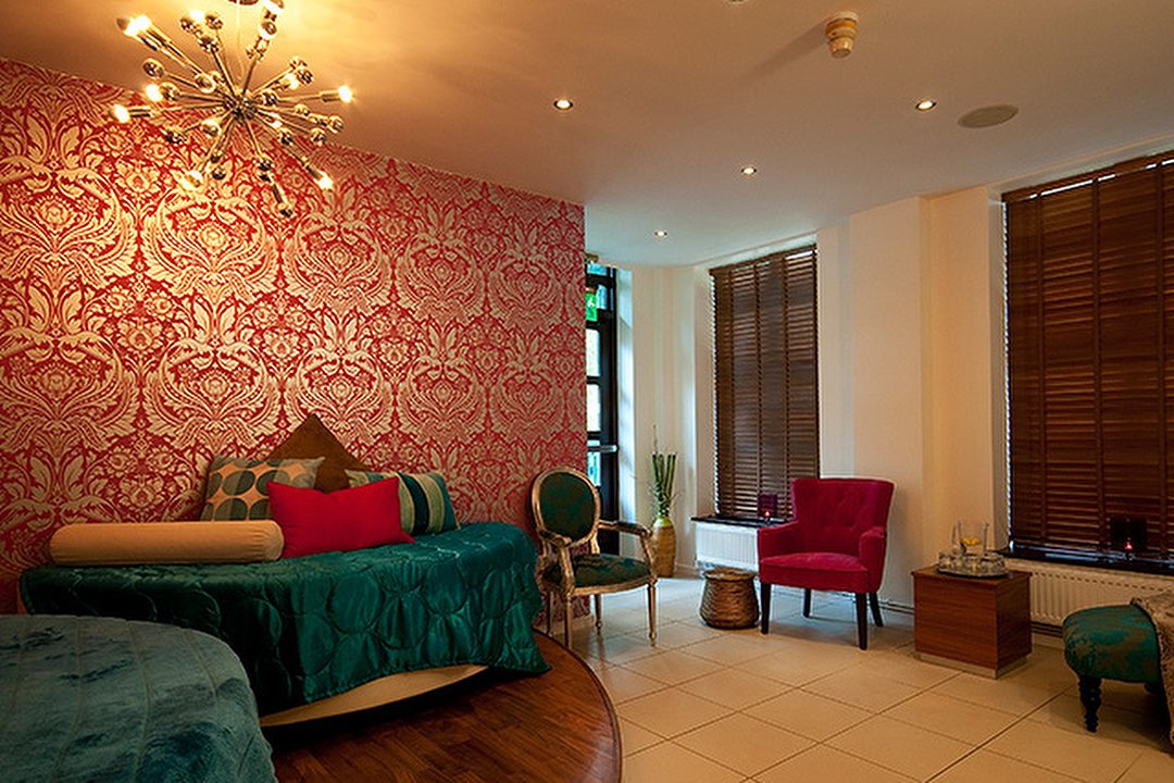 Schmoo in the Country at Hilton Puckrup Hall, Tewkesbury, Gloucestershire