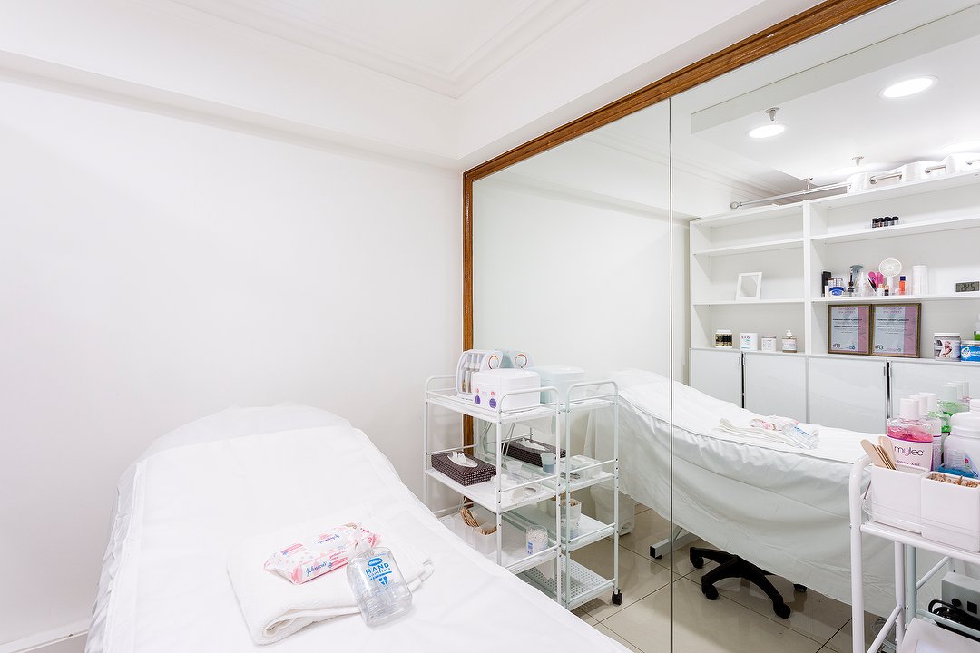 Beauty Therapy By Rosa Treatment Room Beauty In Marble Arch London Treatwell