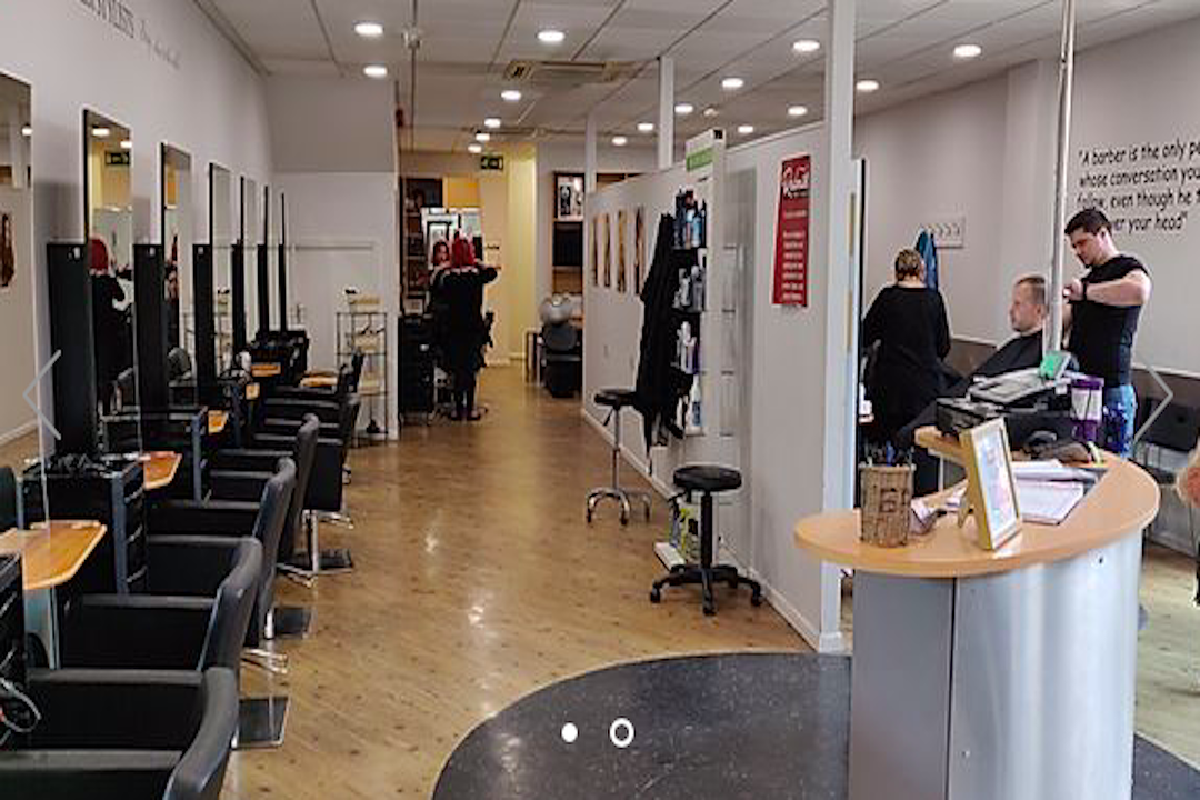 Ladies Haircuts In Leicester Treatwell