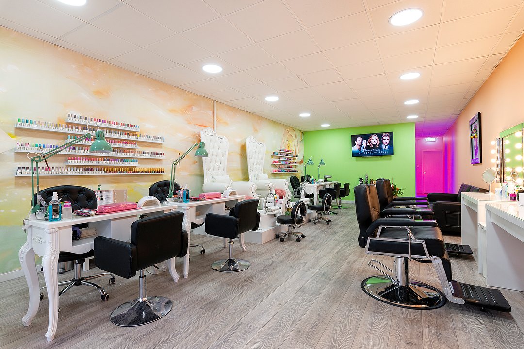 USA Nails & Beauty Dumbarton, Dumbarton, Strathclyde