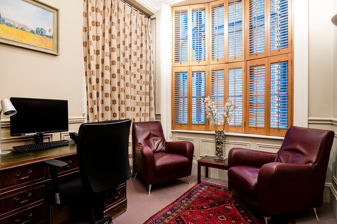 Dr Feng Chao MD PhD Acupuncture, Kingston Upon Thames, London