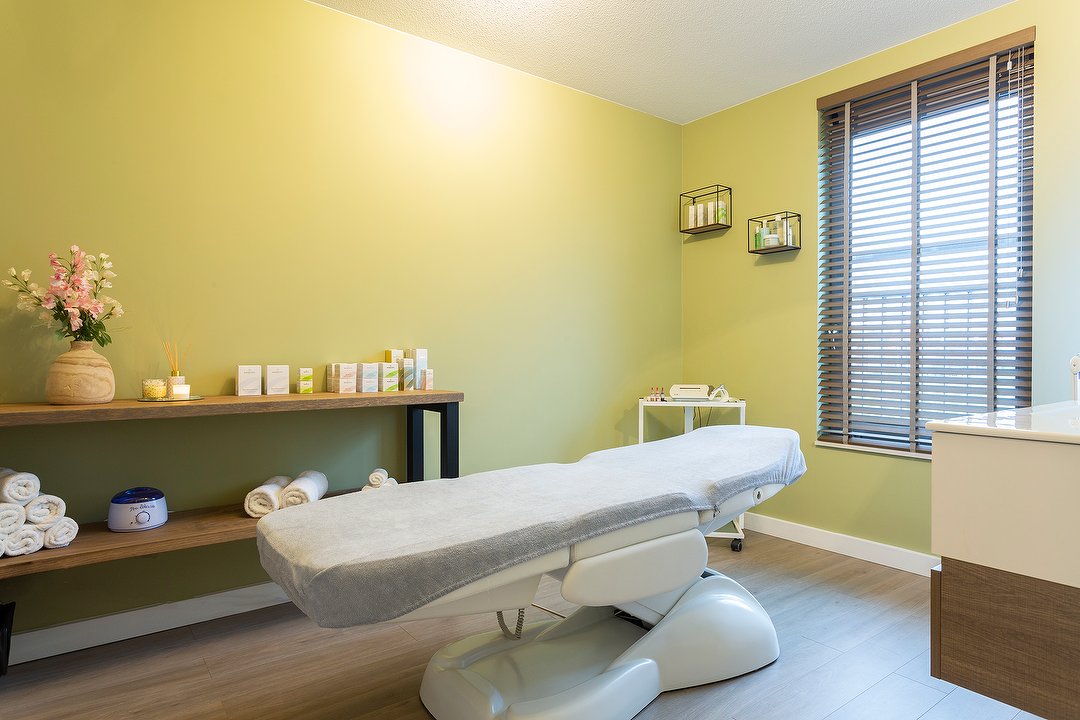PMU Beauty Salon, Barendrecht, Zuid-Holland