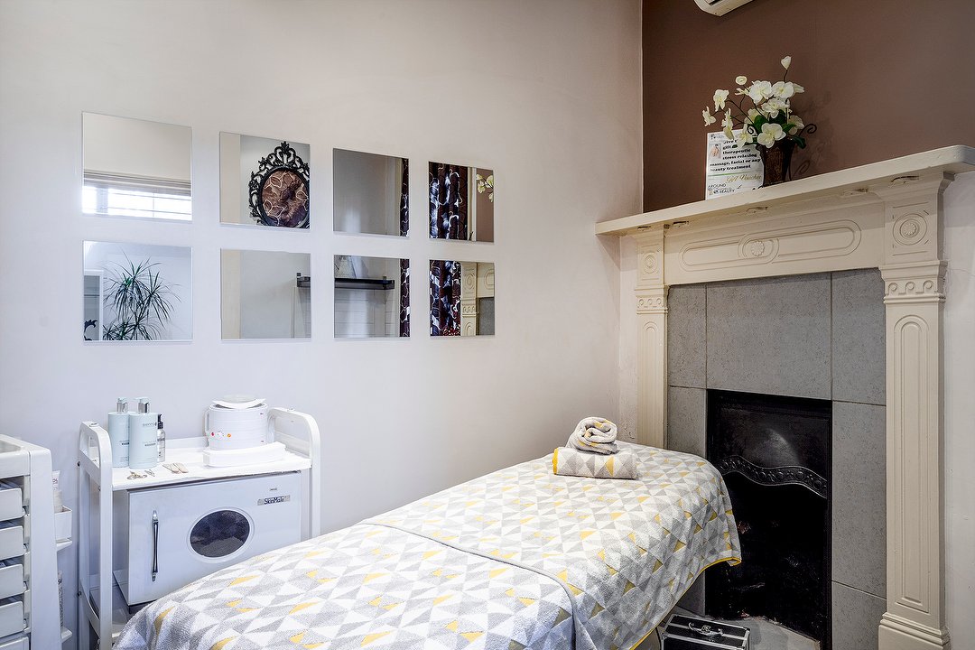 Around The World Beauty Salon, Whetstone, London