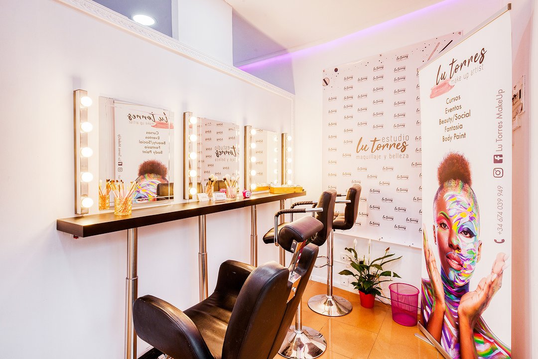 Lu Torres Estudio, Pubilla Cases, Provincia de Barcelona