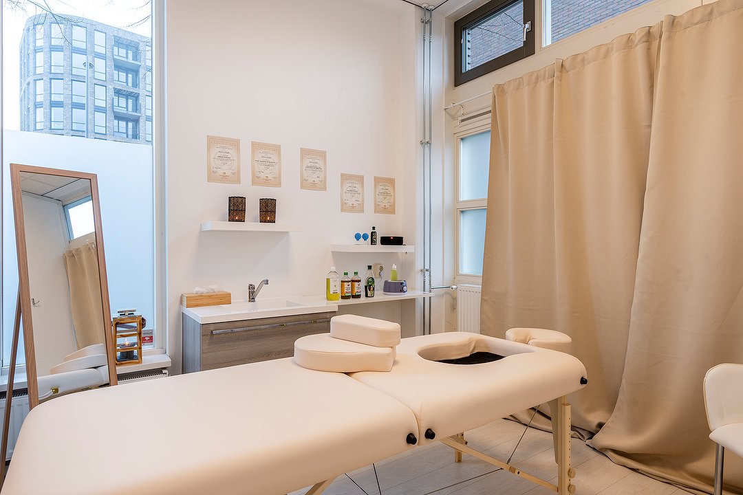 SylayurMassage, Asterlo Markt - Zuidwijk, Rotterdam