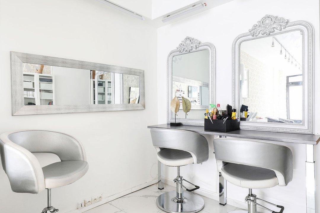 Beauté Pure by Dana, Roquette, Paris