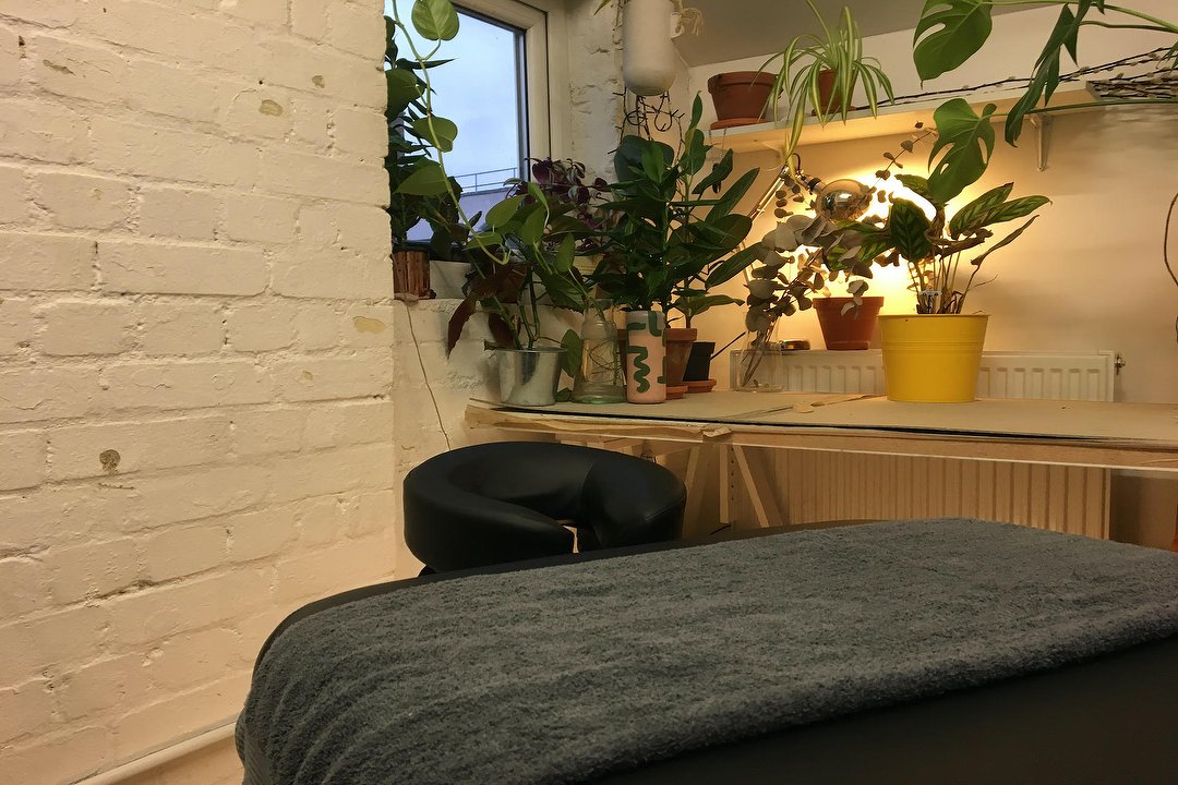 Zuzanna Massage, Hackney Downs, London
