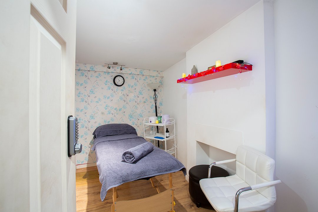 Elevated Beauty Treatment Room Beauty in Brixton, London Treatwell