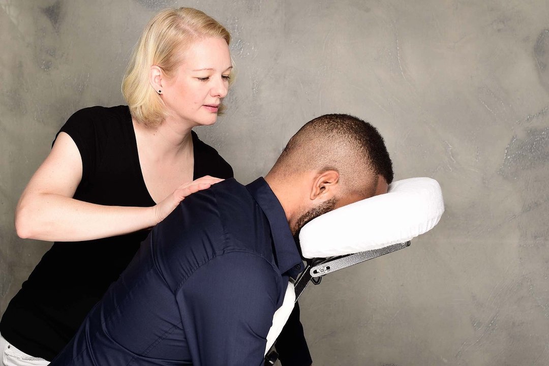 Tina Agu Massagetherapeutin, Altona, Hamburg