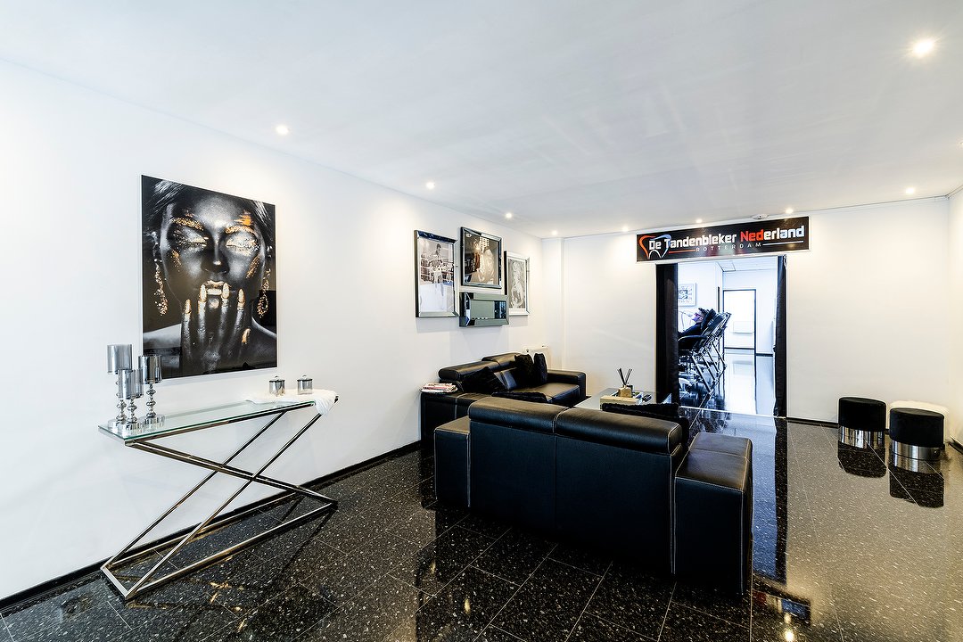 De Tandenbleker Rotterdam, Zwart Janstraat, Rotterdam