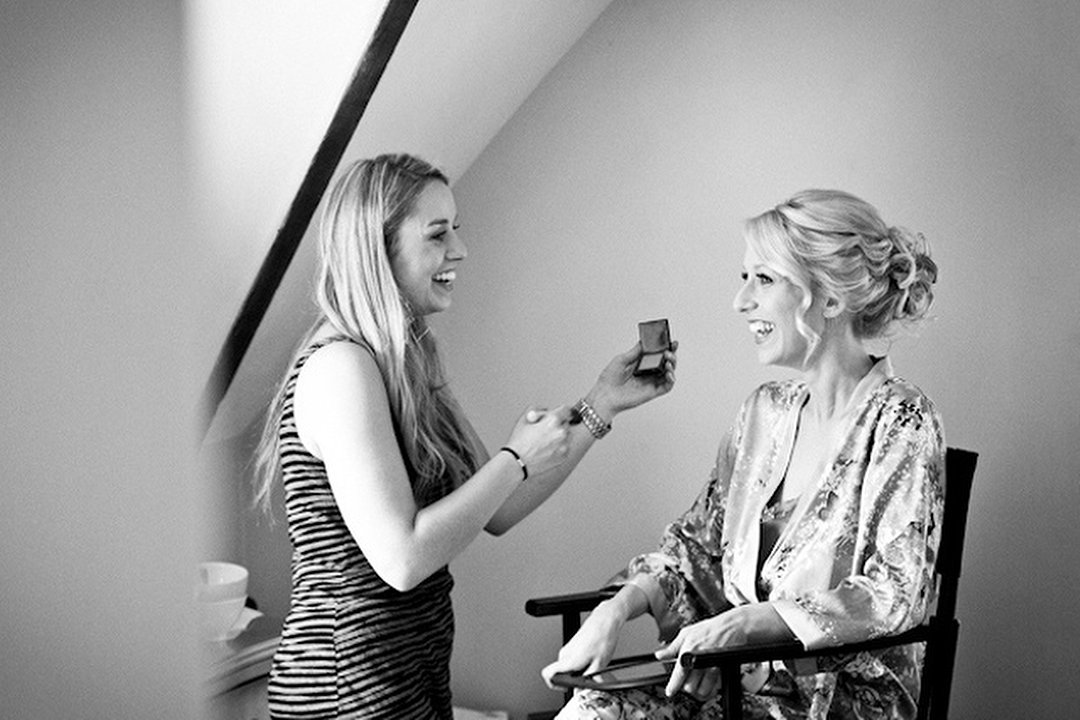 Thorne Brides Hair and Make Up, Cookham, Buckinghamshire