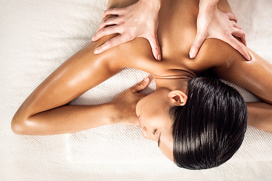 Vibeke Santos Therapeutic Massage at The Well Garden Treatment Centre, Hackney, London