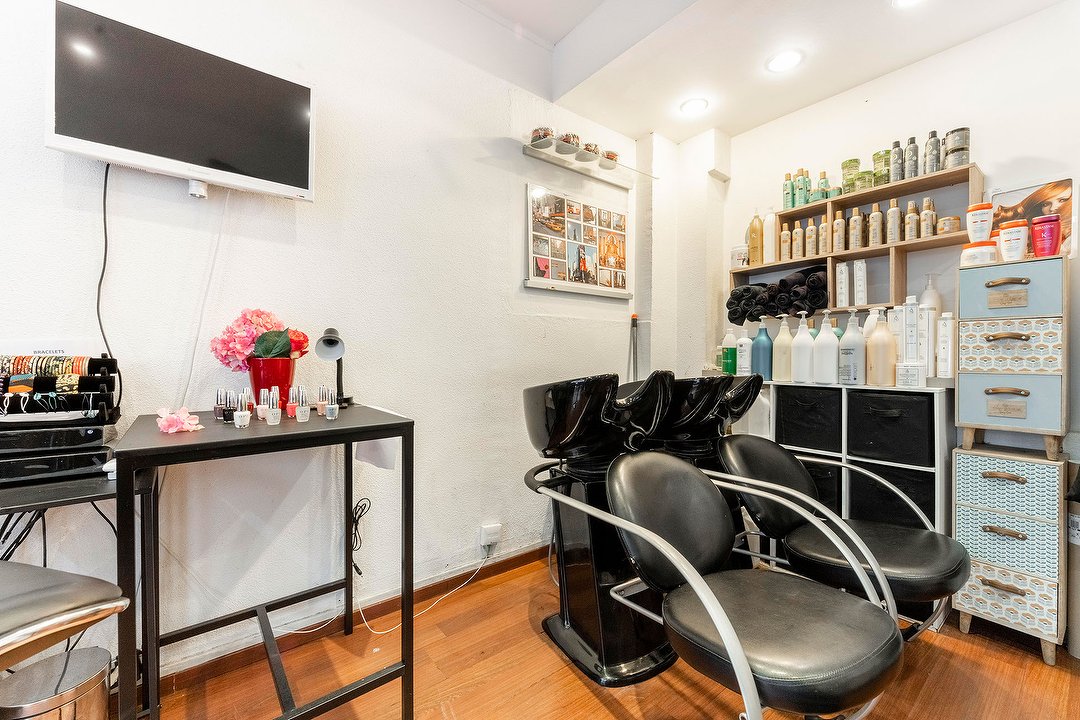 Pomme Cannelle Coiffure A Rue De Maubeuge Paris Treatwell