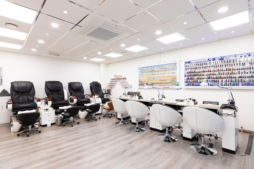 Angel Nail & Tanning Salon, Islington, London