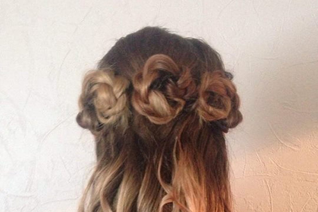 Mobile Hair By Vicki, Nottingham