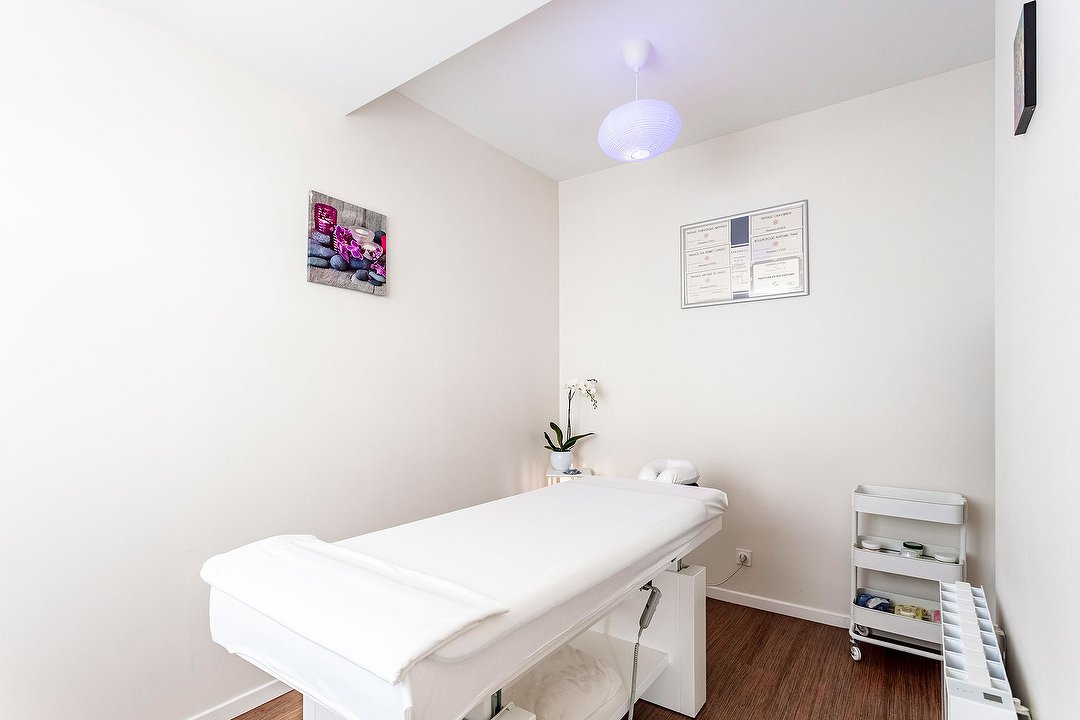 Ana Massage, Bobigny, Seine-Saint-Denis