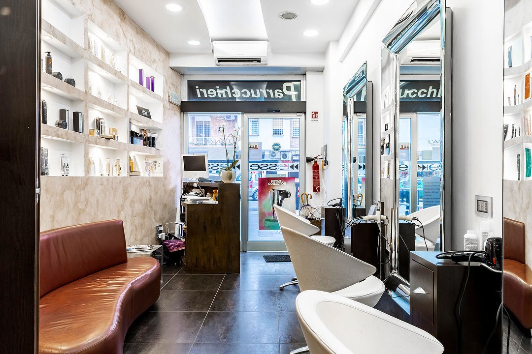 Esse hair, Don Bosco, Roma