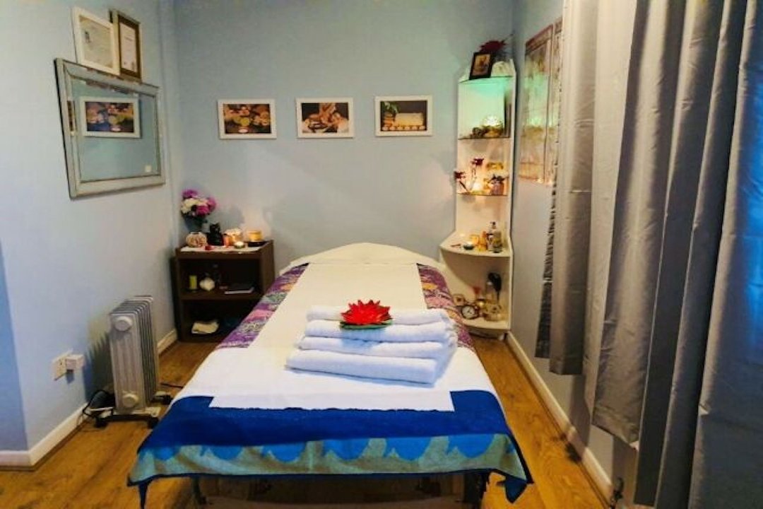 Sawasdee Thai Massage Harlington, Heathrow Villages, London
