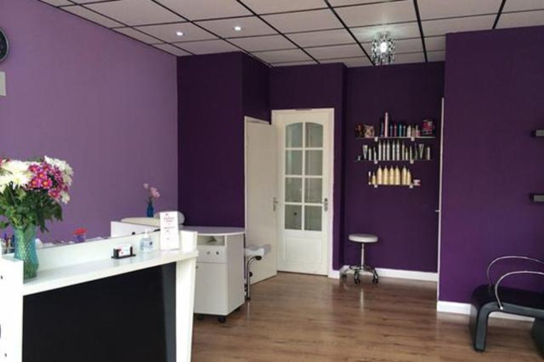 Studio Lorenza at Choice Hair, Raynes Park, London