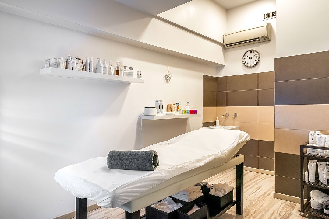 Beauty Jo - Stazione Tiburtina, Zona Pietralata, Roma