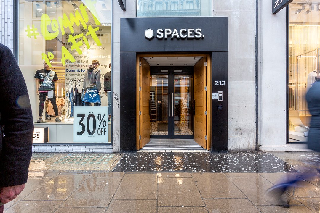 new balance oxford circus