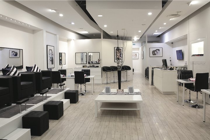 Hello Gorgeous Studios Beauty Salon In Croydon London Treatwell
