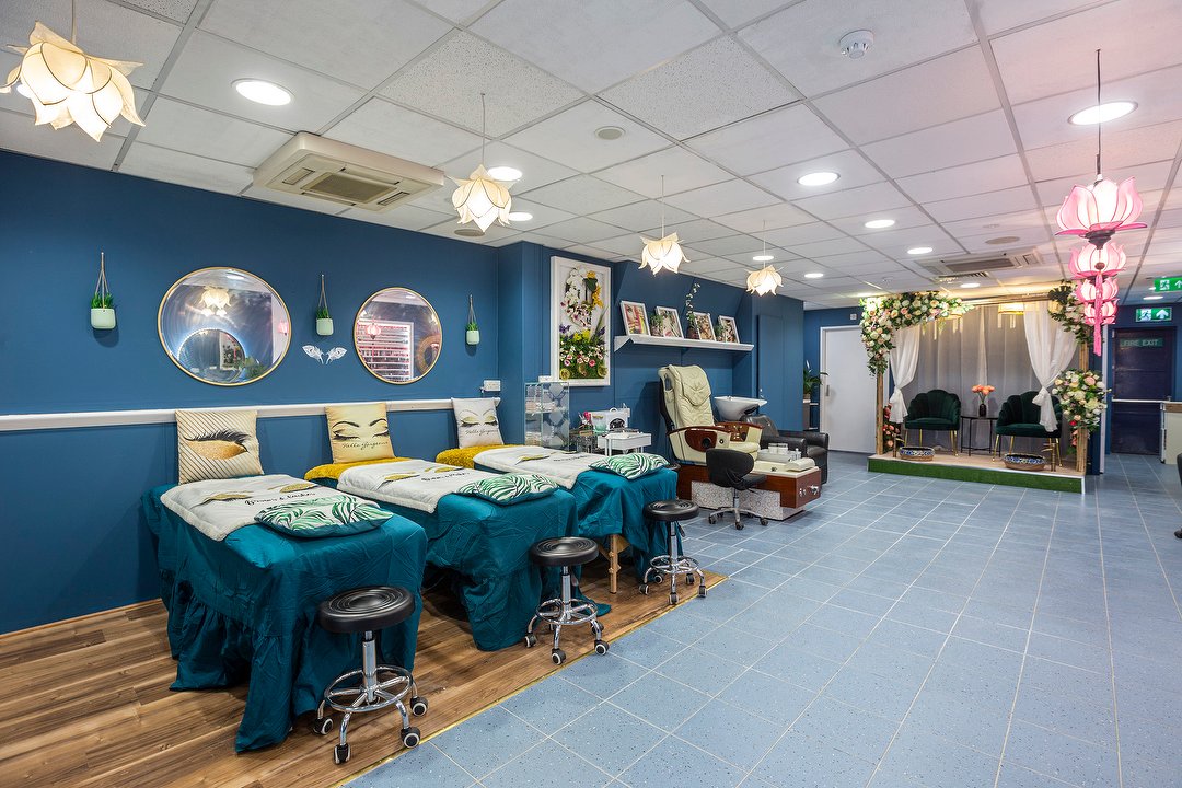 The Nail Bar - Mornington Crescent, Camden, London