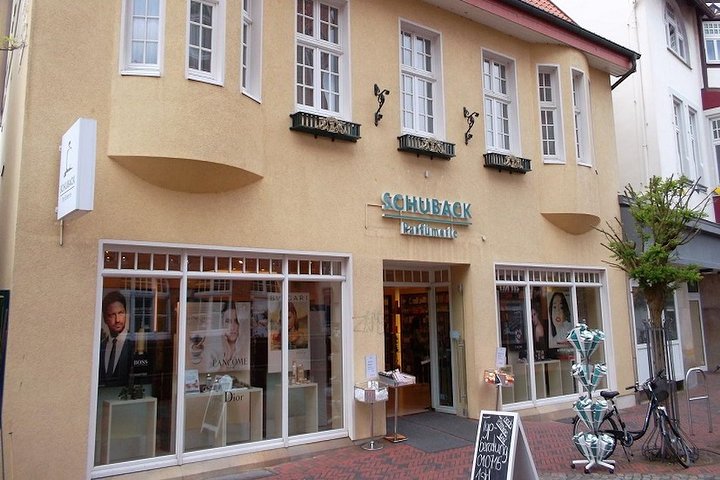 Schuback Parfümerie Kosmetik Studio und Beauty Station Diepholz ...