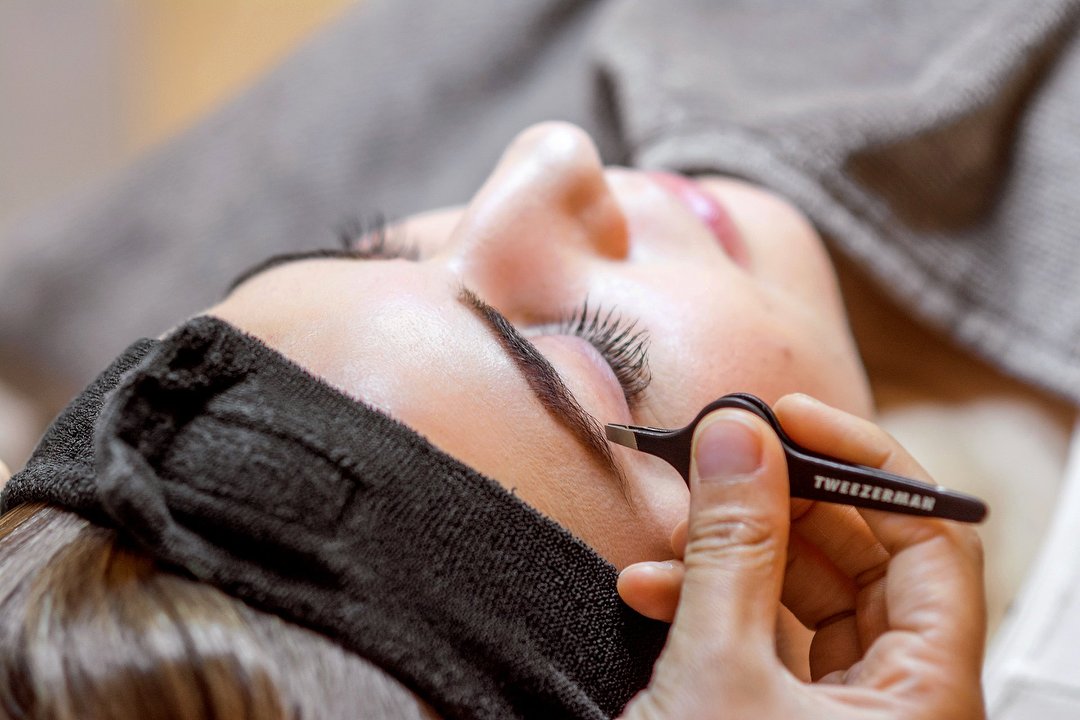 ALL ABOUT THE BROWS AMSTERDAM, Van Lennepbuurt, Amsterdam