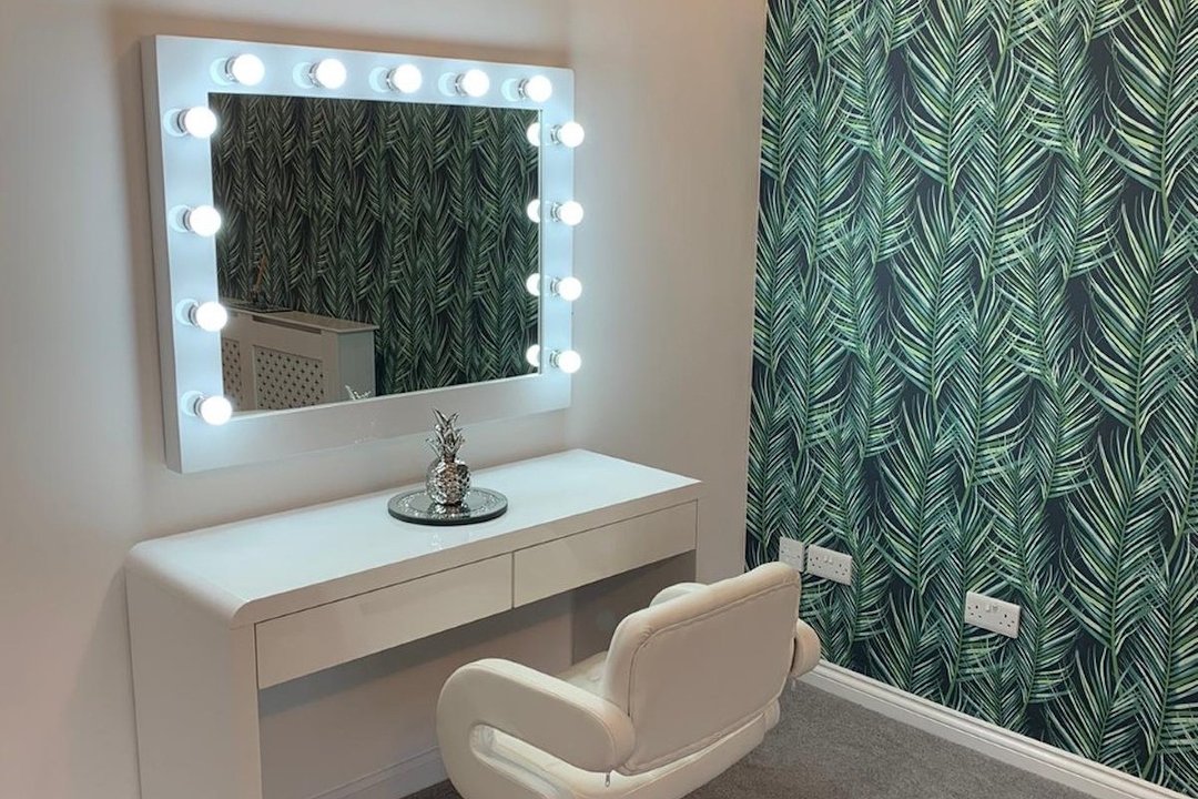 Medusa Hair Extensions, Dumbarton, Strathclyde