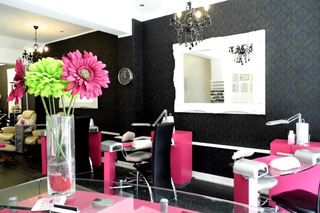 Diamond Look Salon, Watford, Hertfordshire