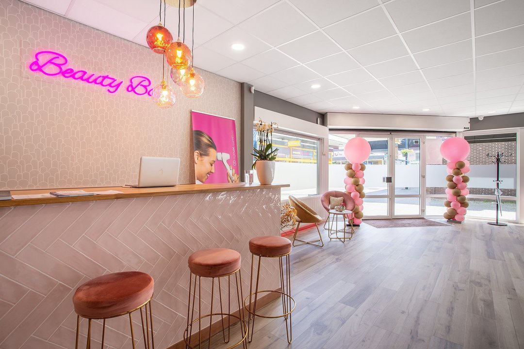 De Mooiste Beautycenter, Osdorpplein, Amsterdam