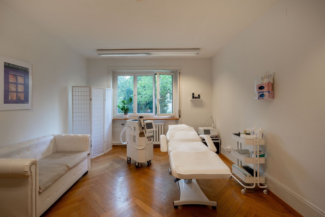 Caresthetic, Zürich