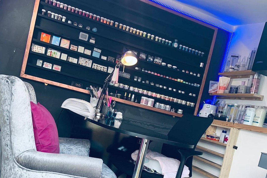 Jadey Gaga's Beauty Bar, Birmingham