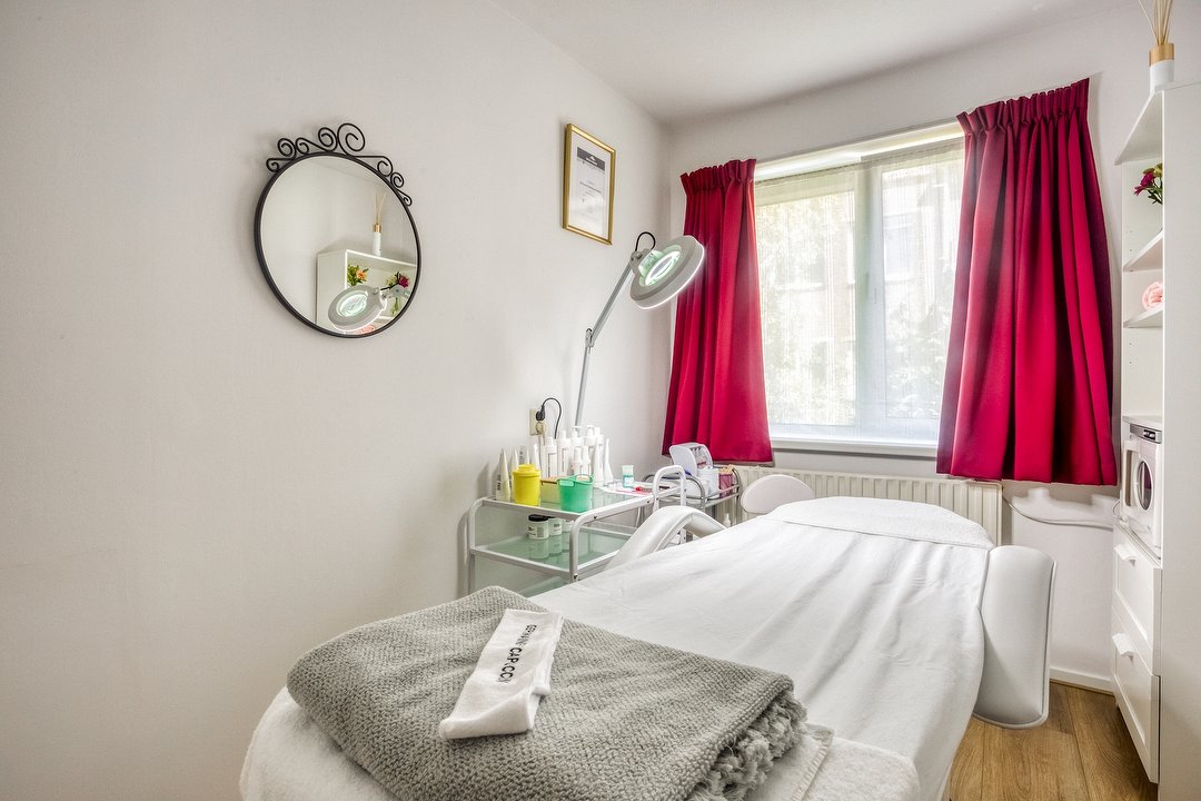 Beauty by Sharaisha, Rodenrijselaan, Rotterdam